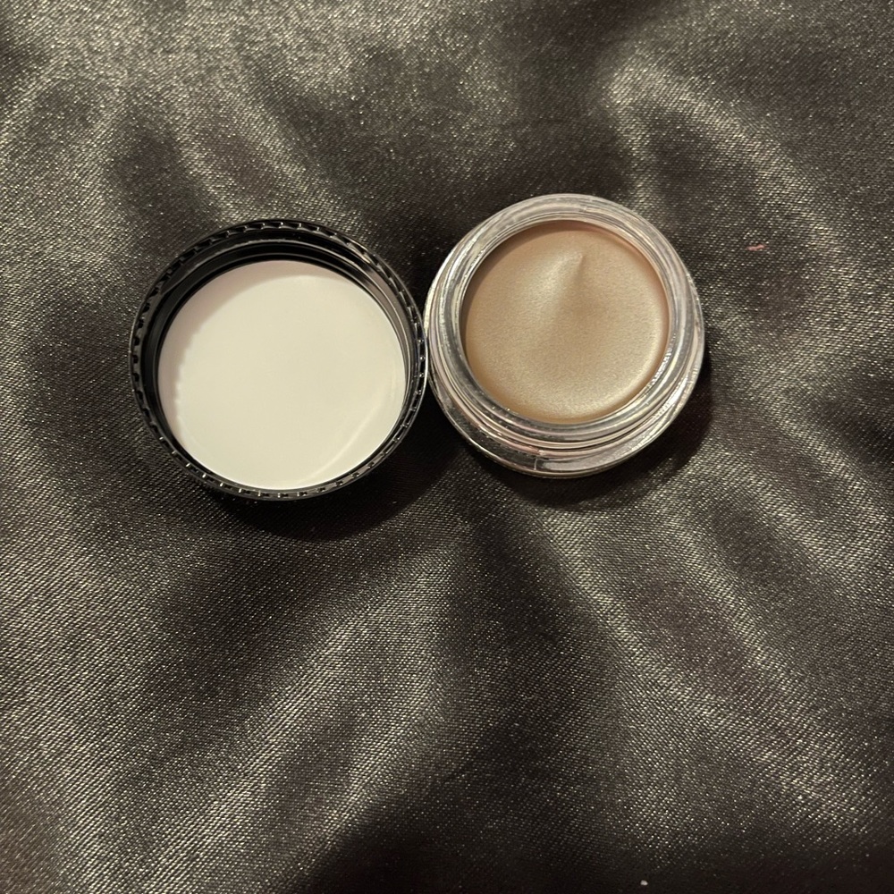 Anastasia Beverly Hills Dip Brow Pomade